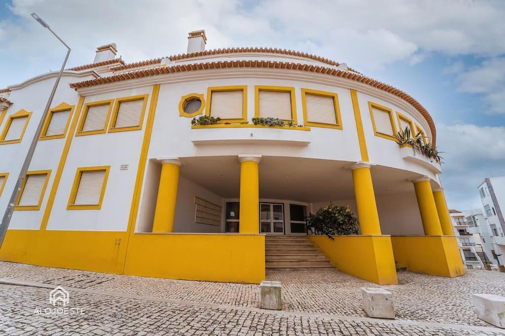 Apartamento Miramar - Piscina E Bbq Santa Cruz  Exteriér fotografie